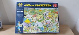 Jumbo 1000-piece Puzzle: Camping in the Woods (MARKDOWN)